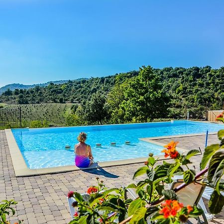 Domaine De Chadeyron Hotel Lagorce  Buitenkant foto