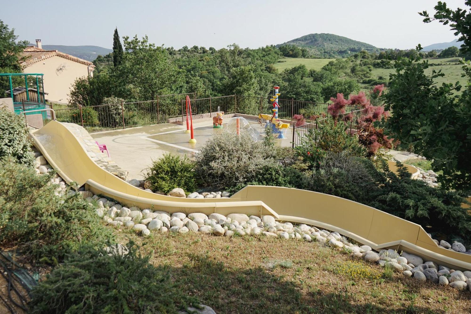 Domaine De Chadeyron Hotel Lagorce  Buitenkant foto
