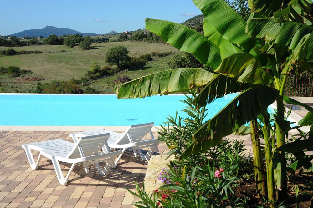 Domaine De Chadeyron Hotel Lagorce  Buitenkant foto
